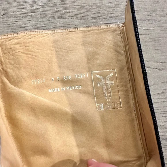 Frye black leather heeled cowboy boots, size 9 - Picture 4 of 4